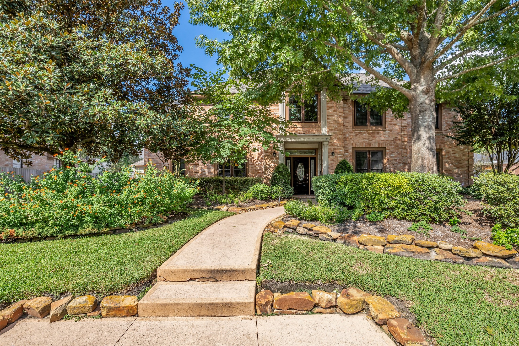 5907 Rocky Brook Drive, Houston, TX 77345