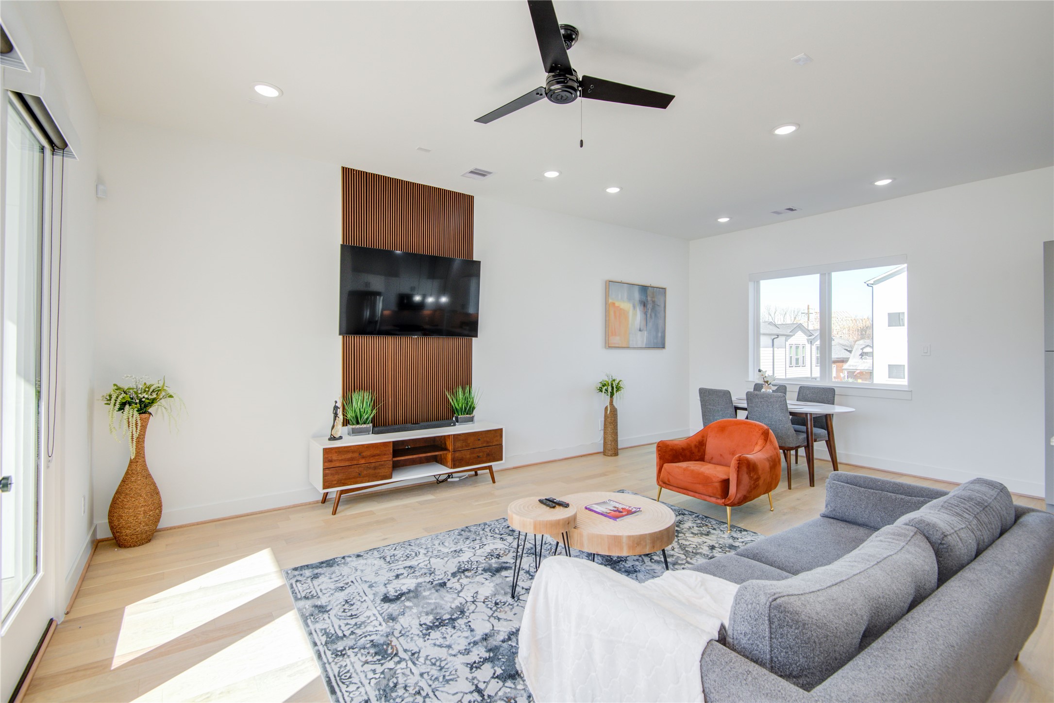 2725 Rosalie Street, Houston, TX 77004