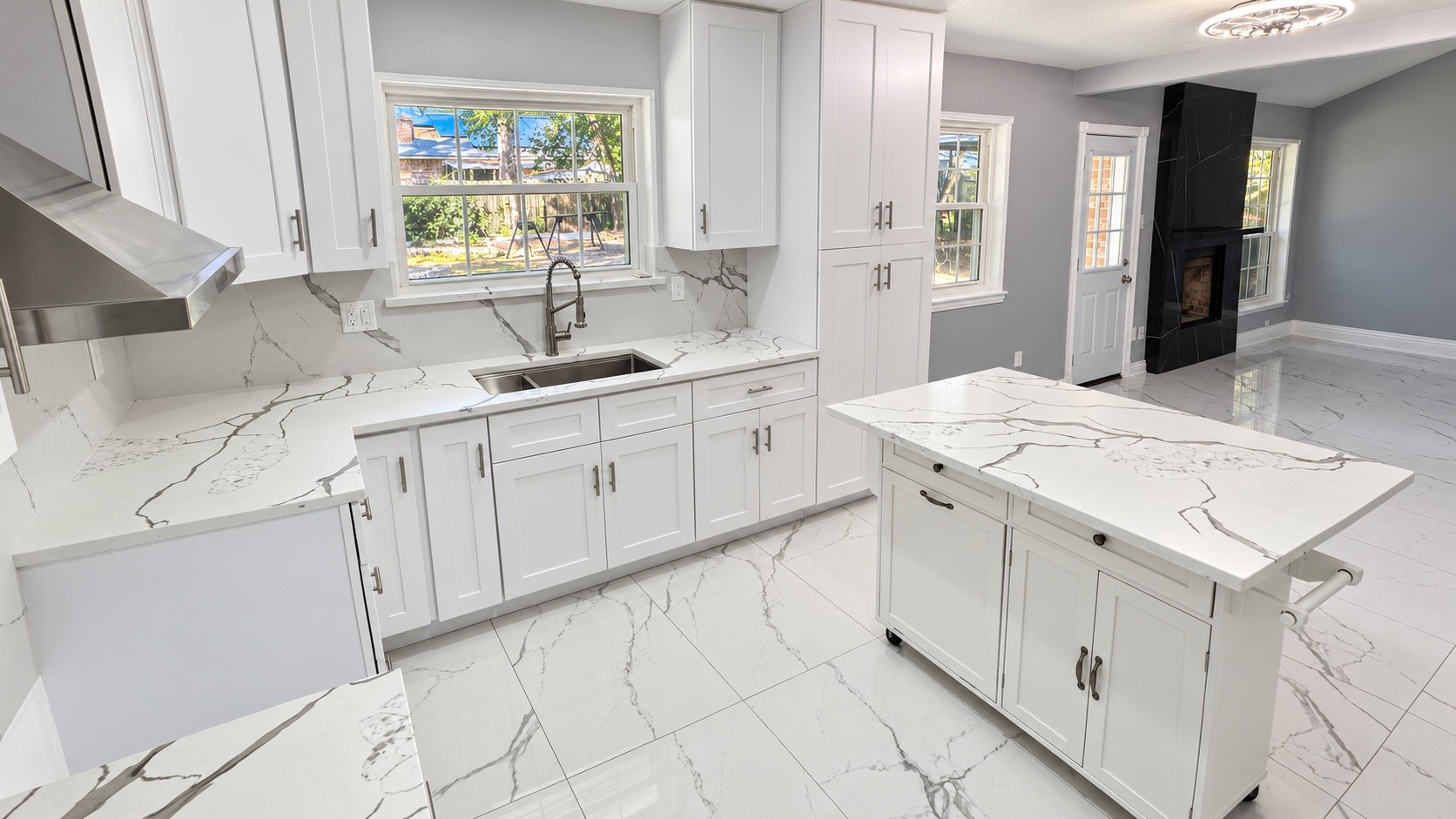 Beautifully updated kitchen
