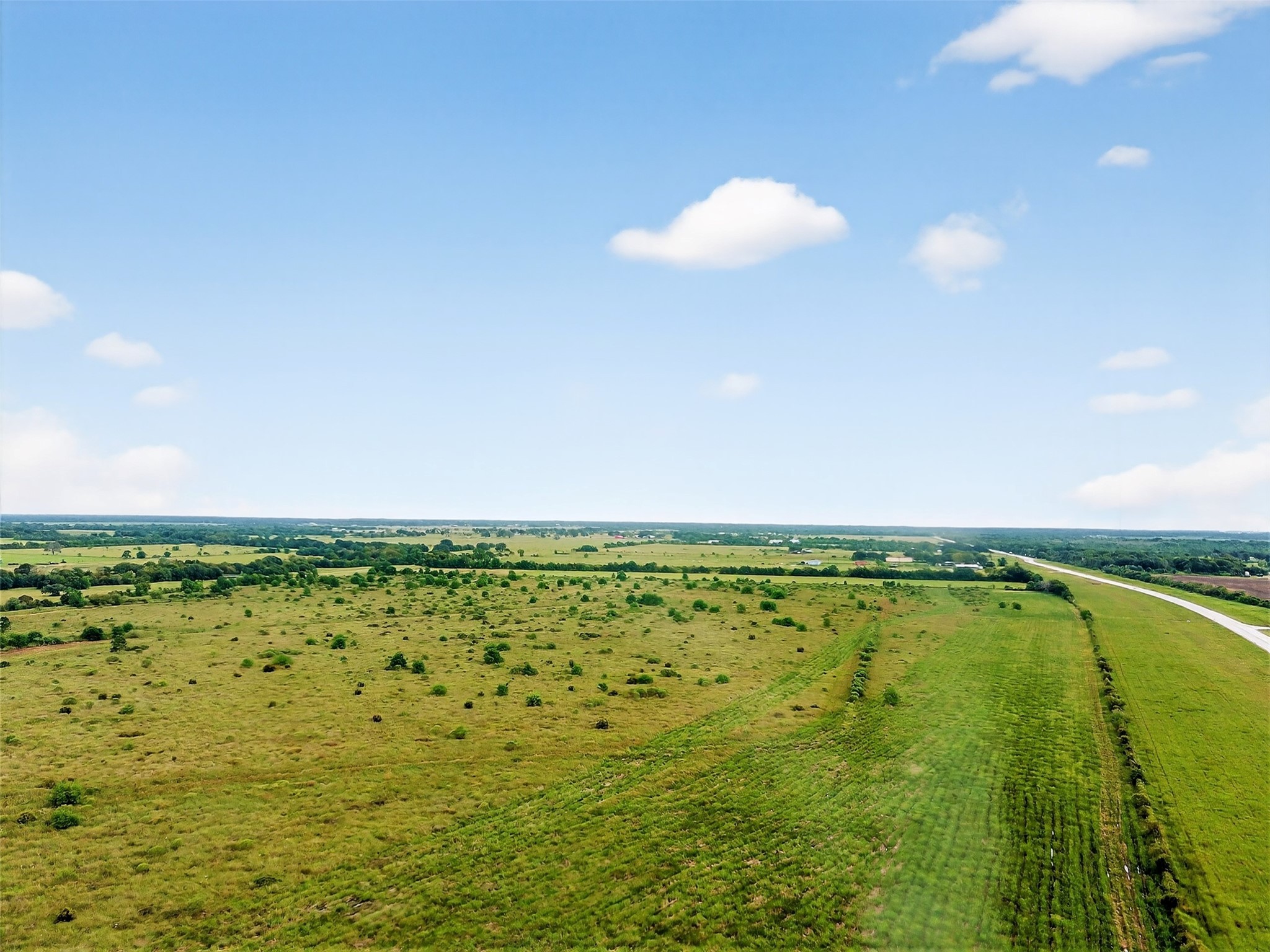 11402 FM 2004, Santa Fe, TX 77510