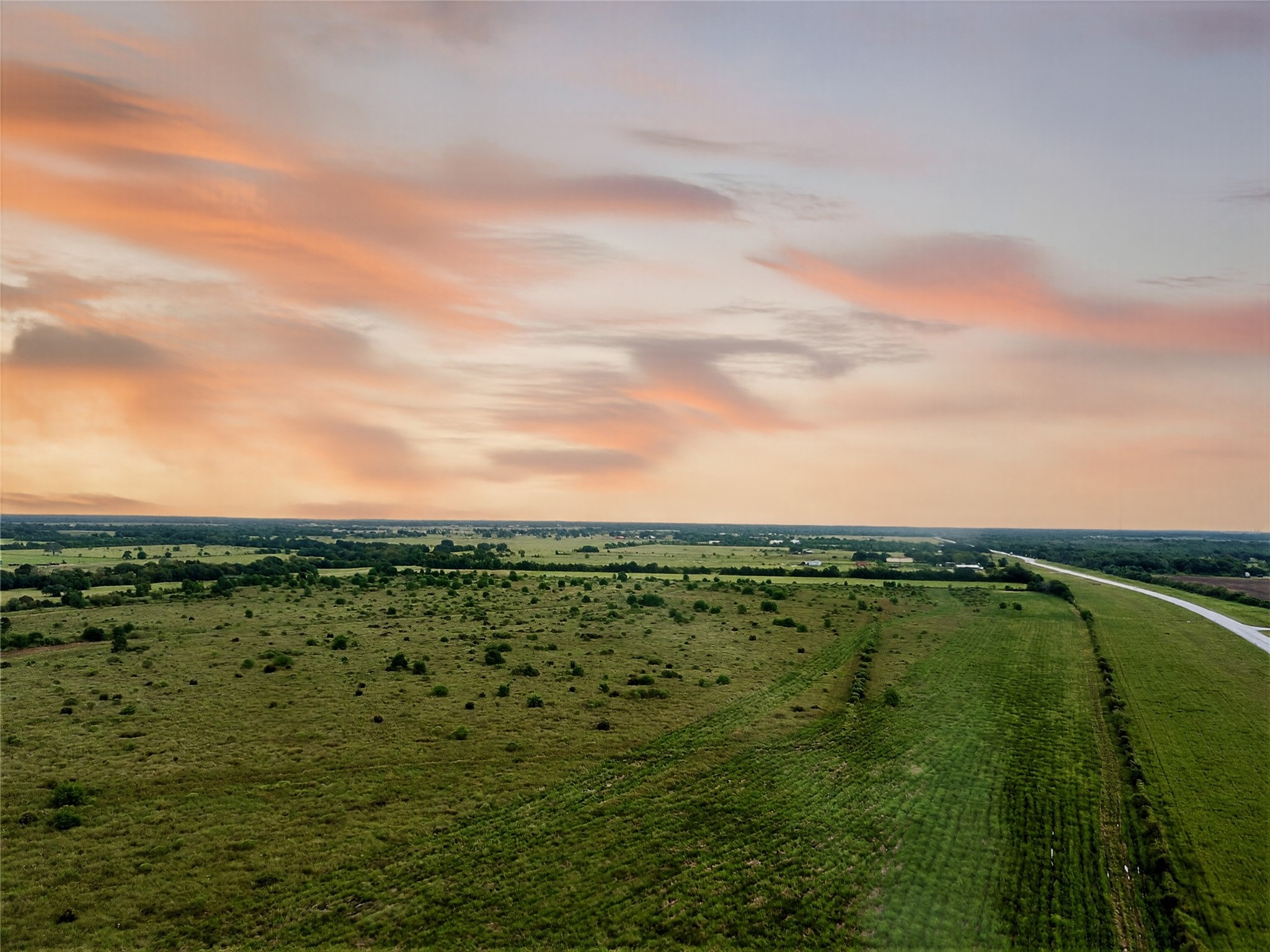 11402 FM 2004, Santa Fe, TX 77510