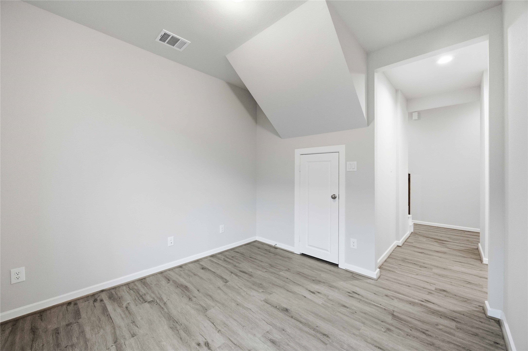 2512 Seneca Lake, La Marque, TX 77568