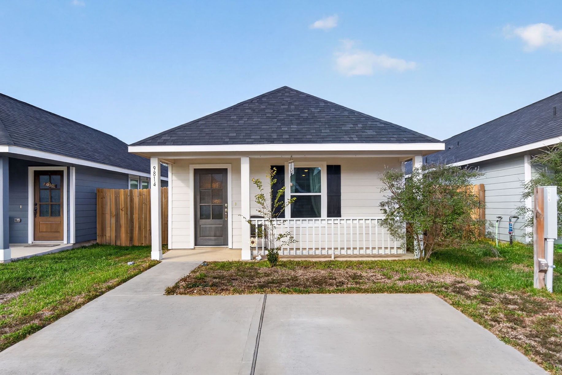 9814 Emerald Stone Way, Conroe, TX 77306