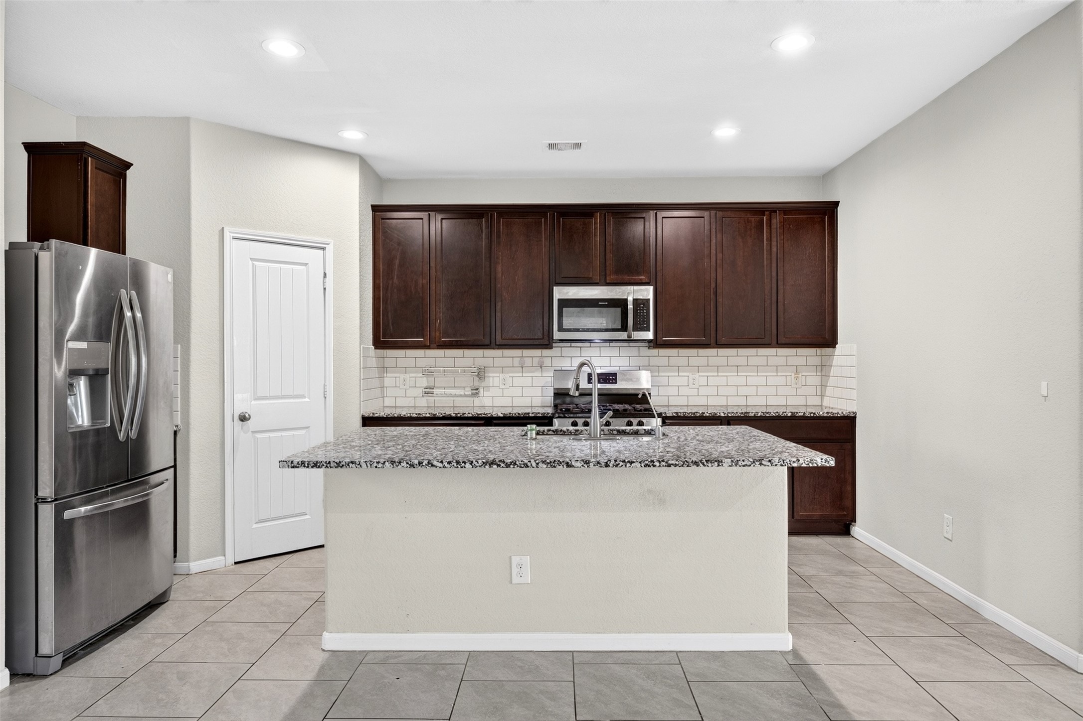18342 Arcola Bay Lane, Richmond, TX 77407
