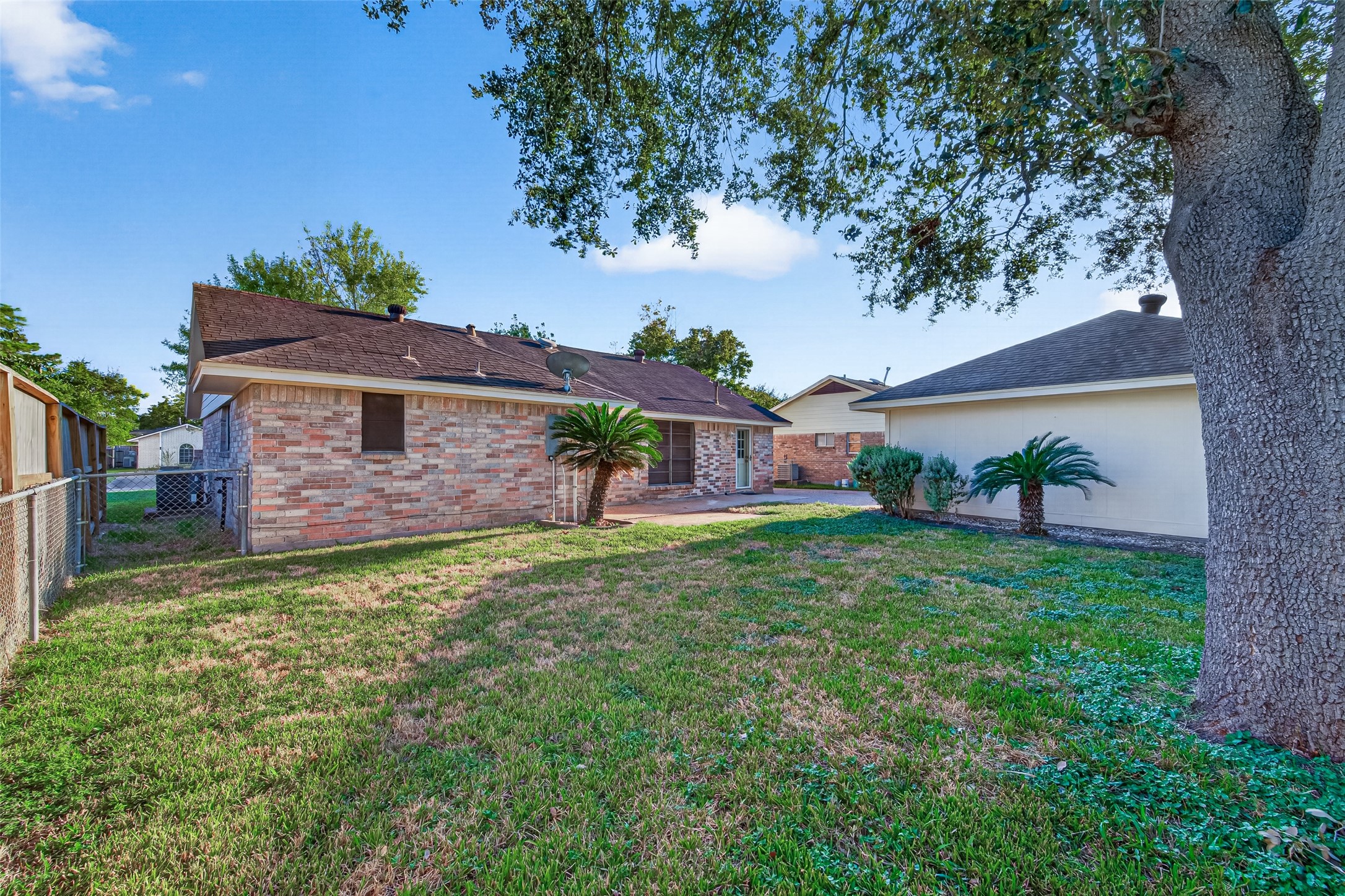 7602 Salge Drive, Houston, TX 77040