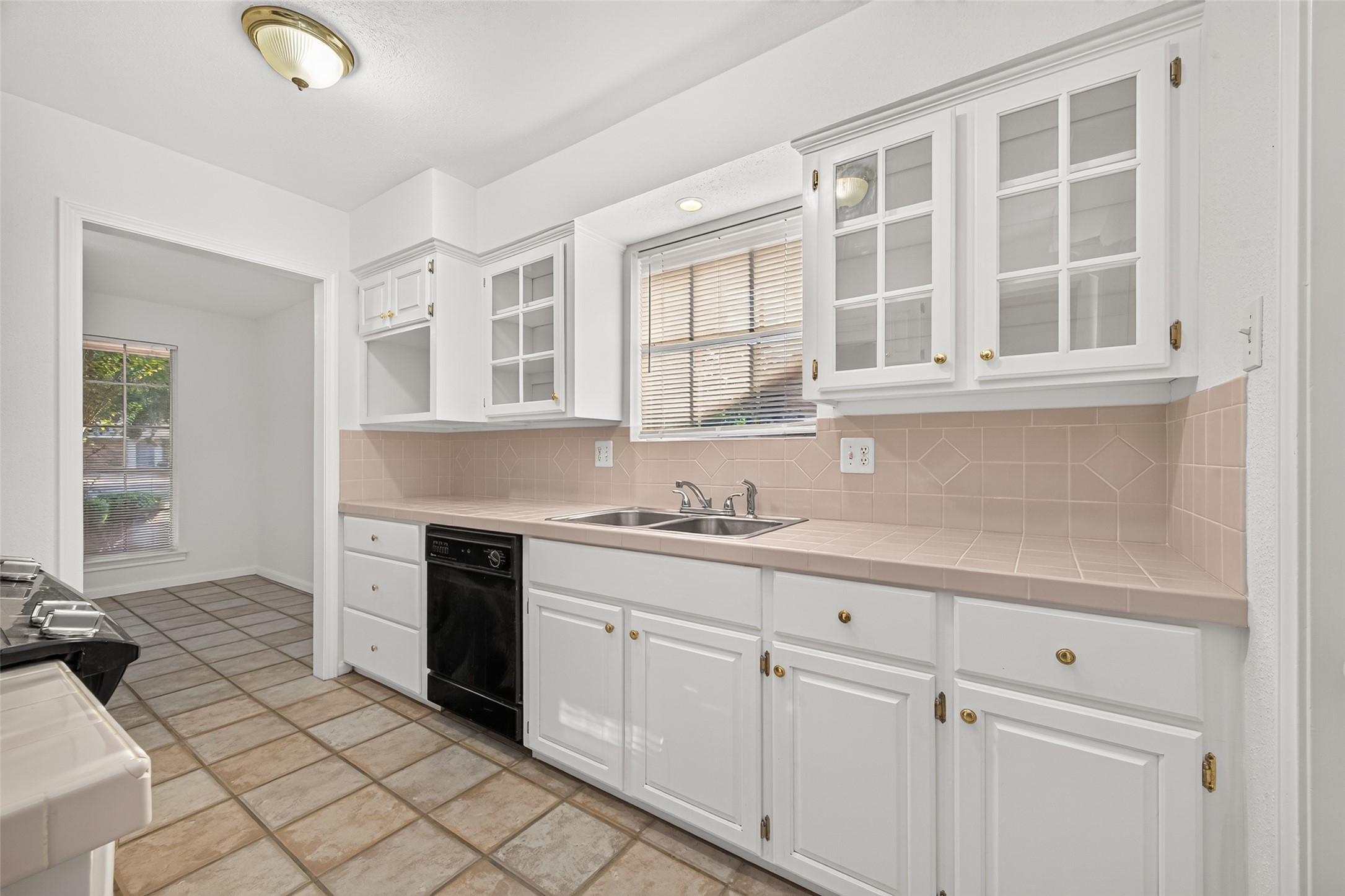 7602 Salge Drive, Houston, TX 77040