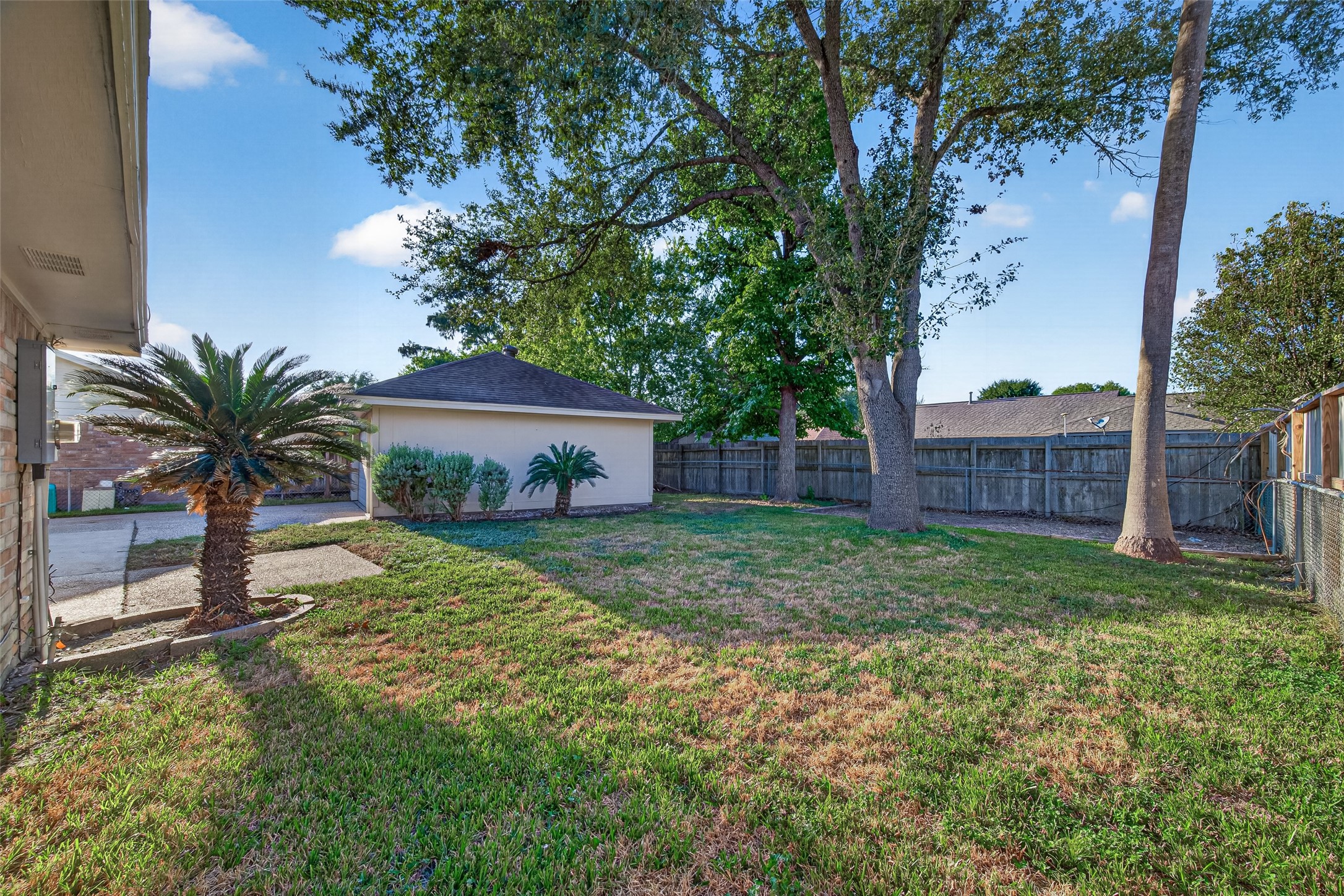 7602 Salge Drive, Houston, TX 77040