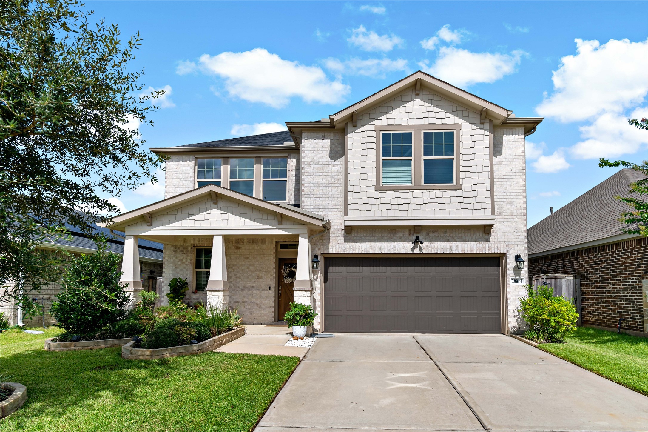 Front of House/ Brick, Stone accents
