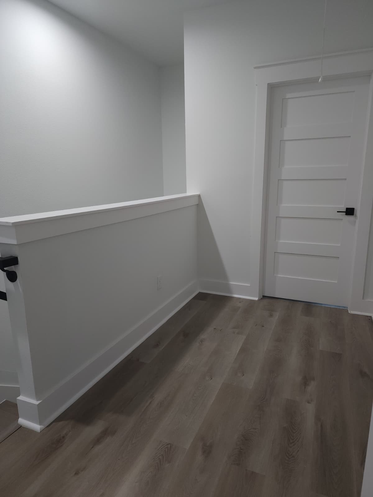 PRACTICAL SPACE FOR HOME OFFICE IN THE PRIVACY OF THE SECOND FLOOR JUST OUTSIDE THE PRIMARY BEDROOM