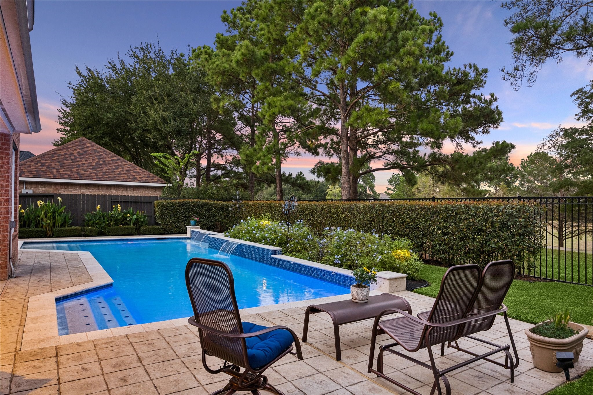 Fabulous private backyard featuring a sparkling pool with gate access to the greenbelt walking trail. Fabulous private backyard featuring a sparkling pool with gate access to the greenbelt walking trail.