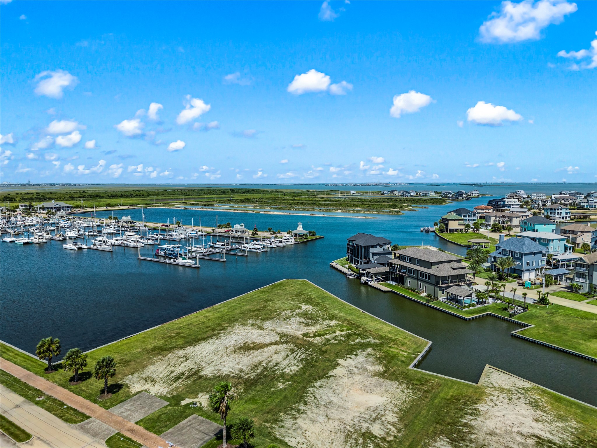 49 Shell Key, Hitchcock, TX 77563