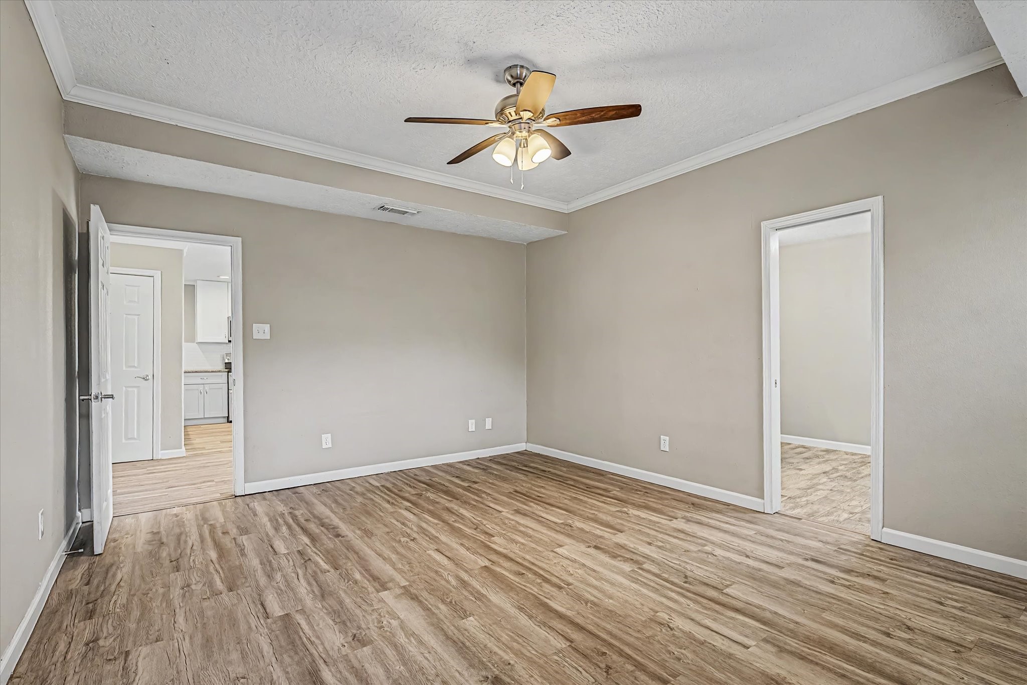 3084 County Road 855b Road, Alvin, TX 77511