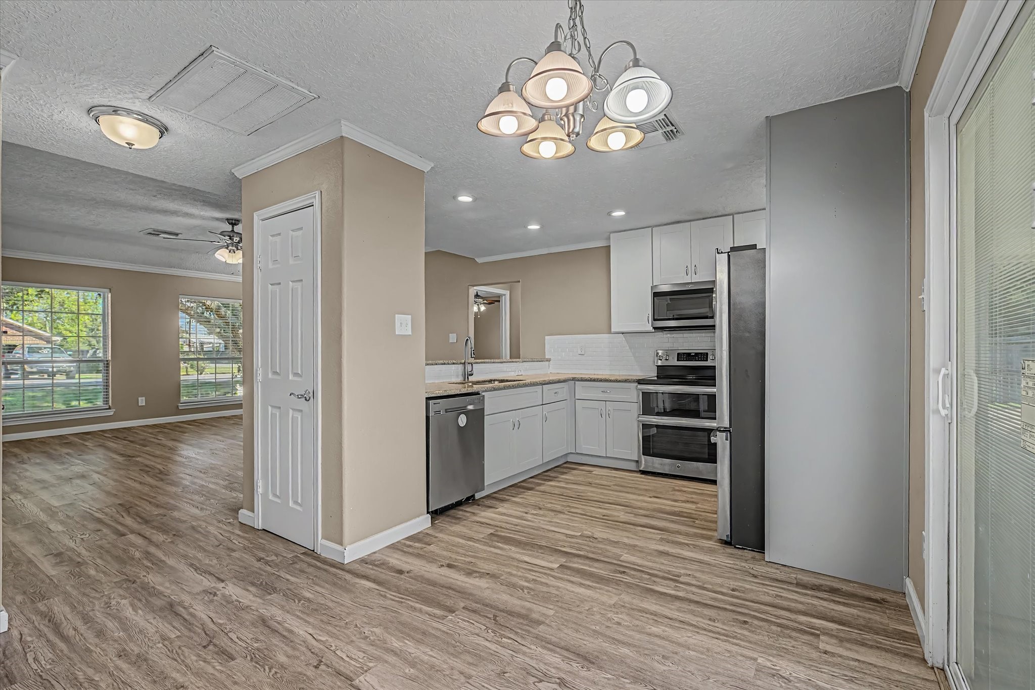 3084 County Road 855b Road, Alvin, TX 77511