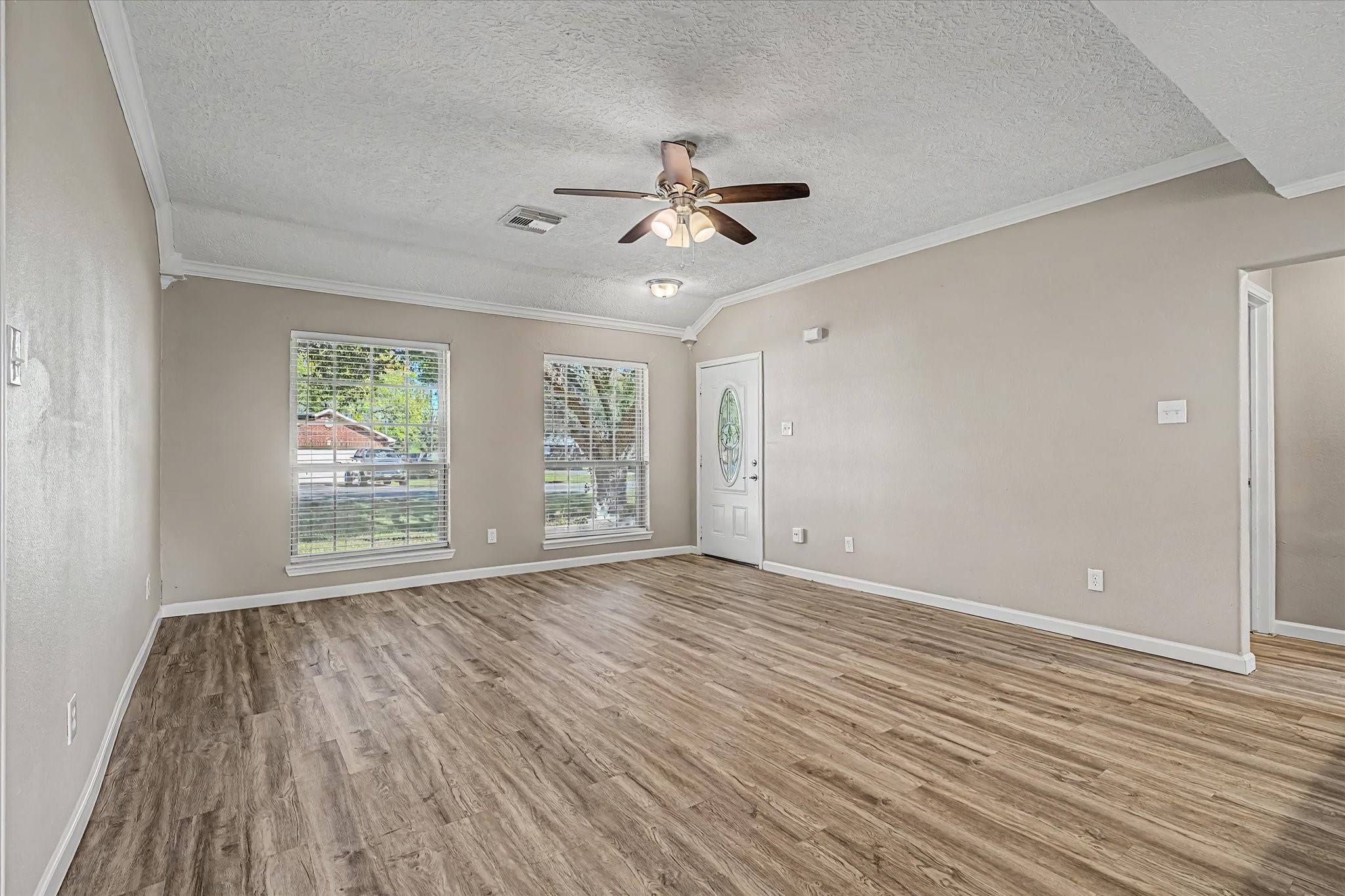 3084 County Road 855b Road, Alvin, TX 77511