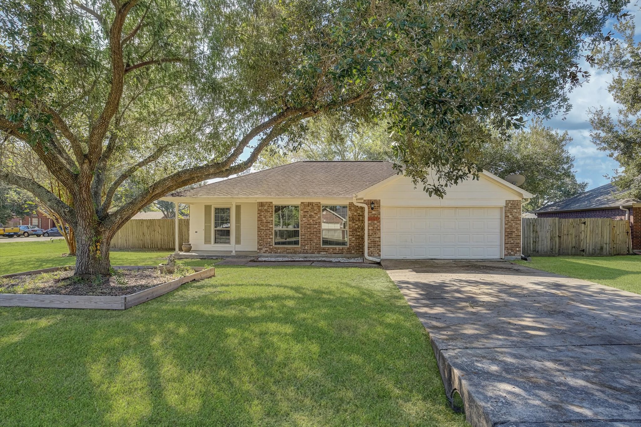 3084 County Road 855b Road, Alvin, TX 77511