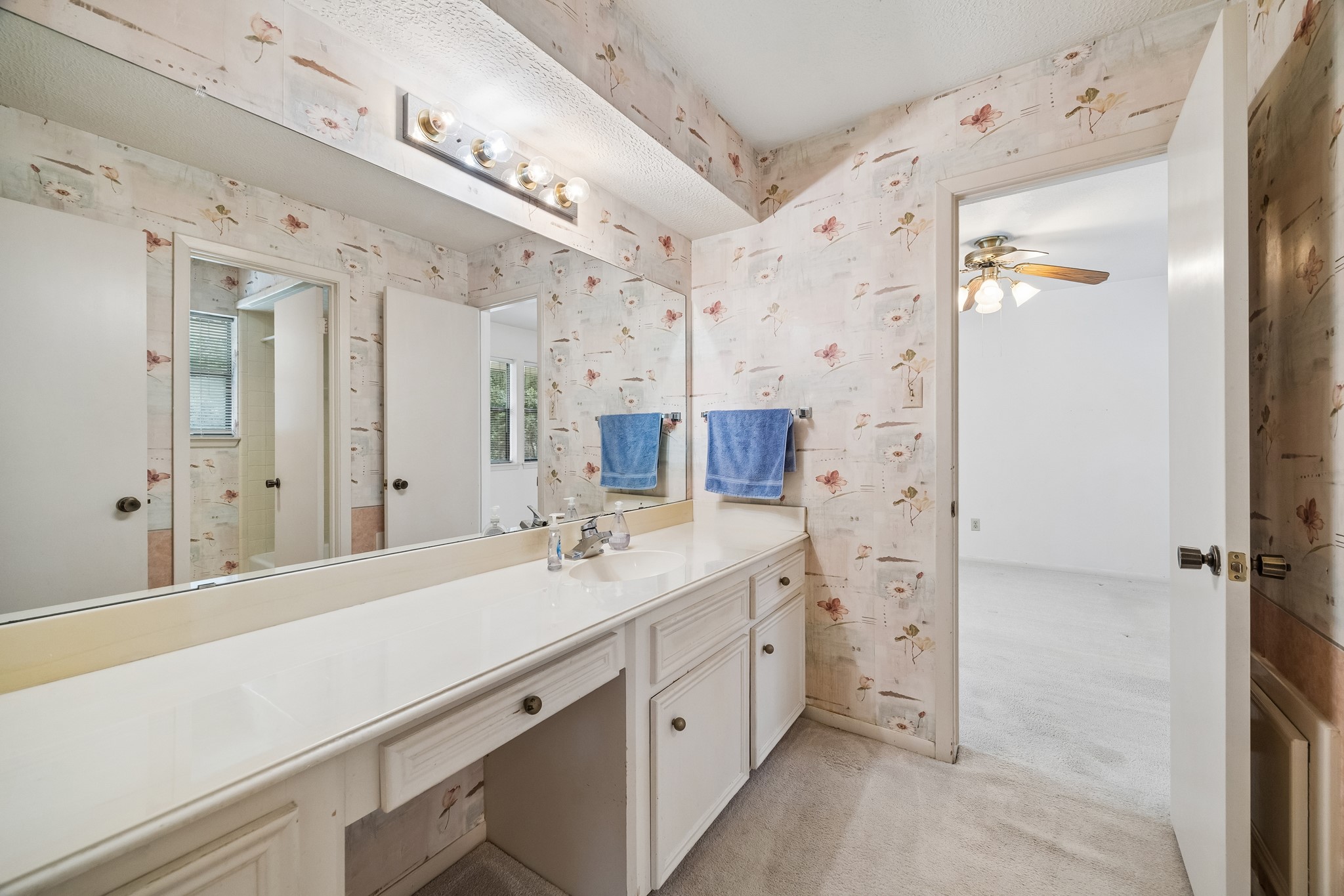 2310 Mill Lake Drive, Kingwood, TX 77339