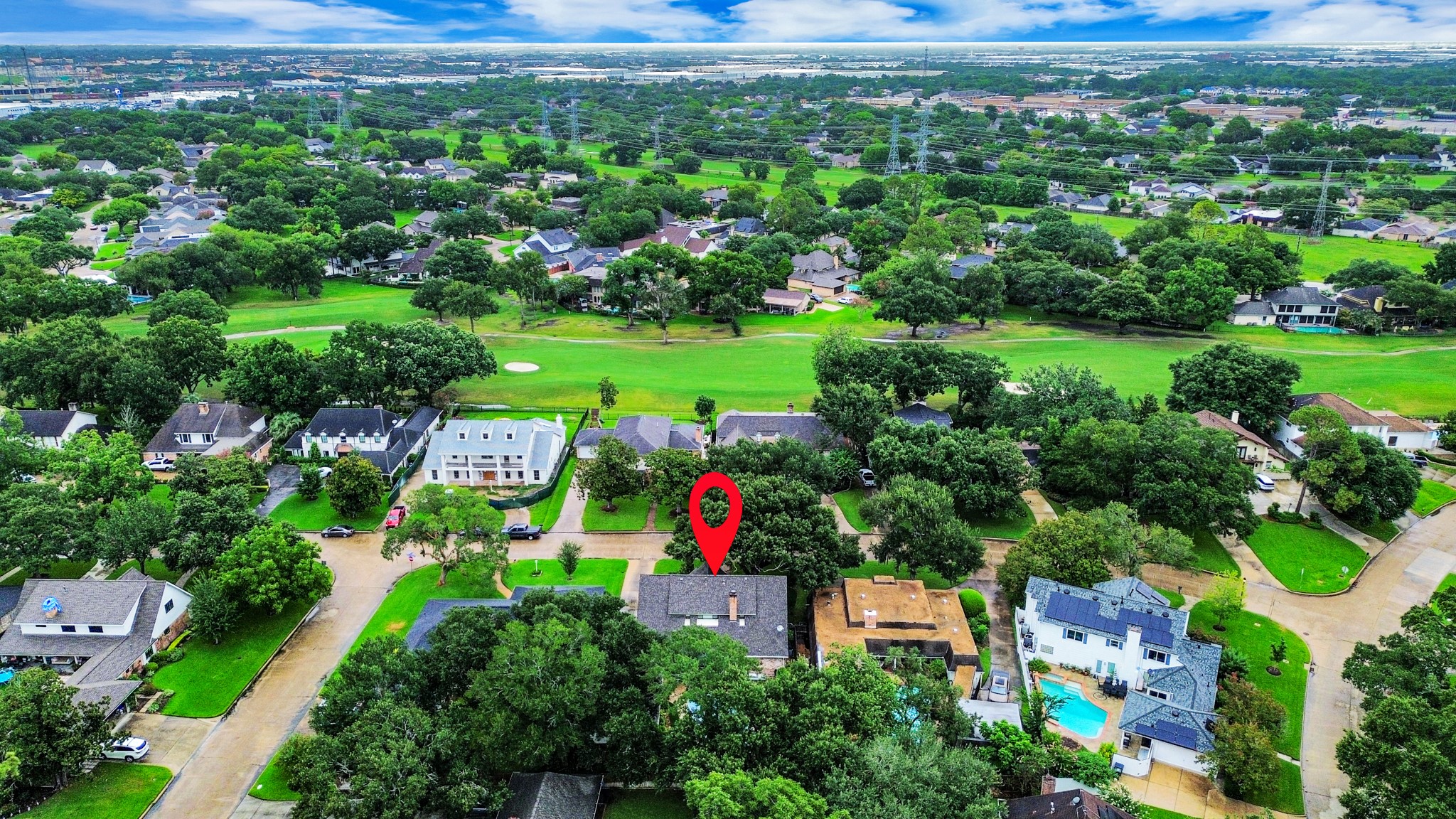 Aerial view shows proximity to the golf course. Walk to the club or enjoy neighborhood amenities including a fabulous park, playground and pool!