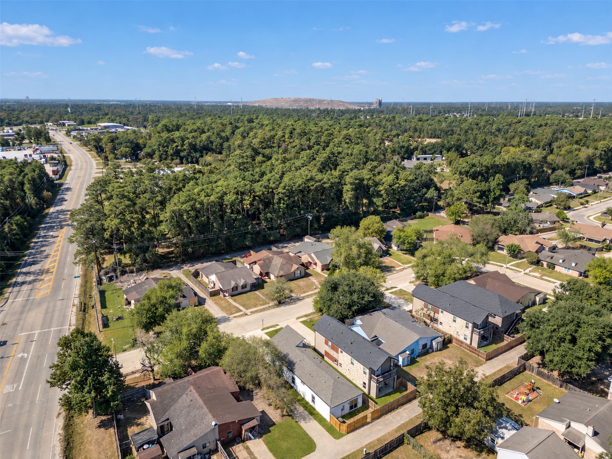 5606 HOLLOW PINES, Houston, TX 77049