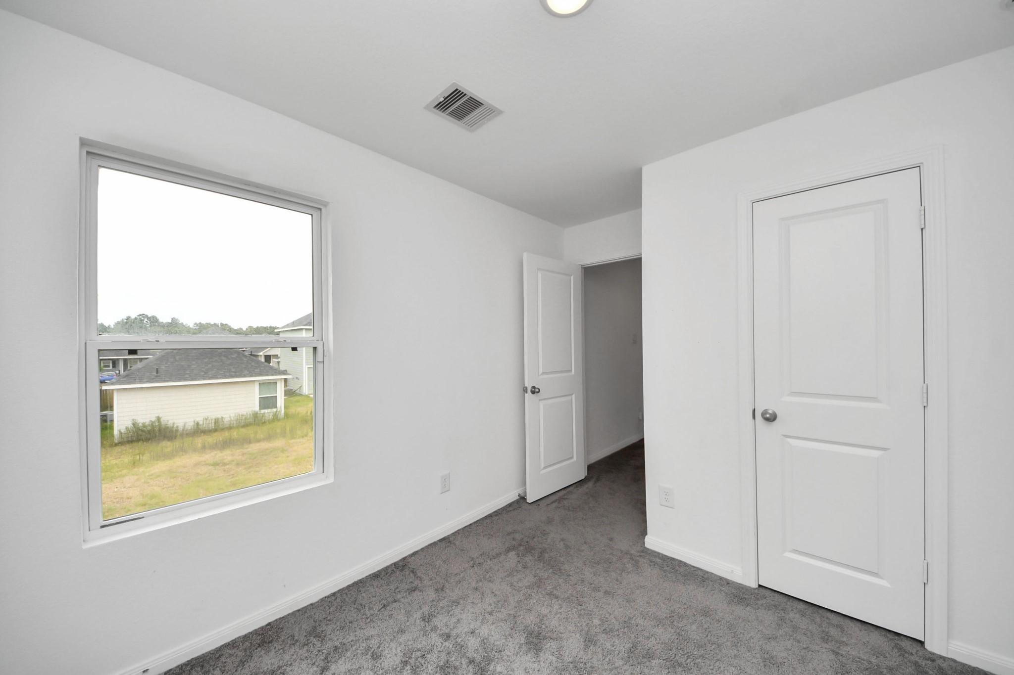 16923 Marie Village Drive, Conroe, TX 77306