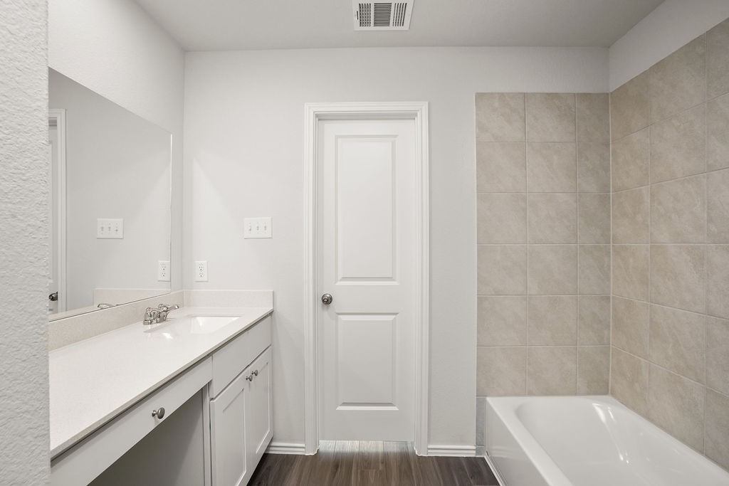 Photos may be representative of the floor plan and not the exact home. Finishes, layout, and features of the actual property for lease may vary.