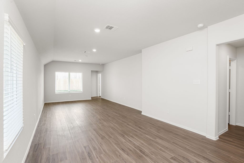 Photos may be representative of the floor plan and not the exact home. Finishes, layout, and features of the actual property for lease may vary.