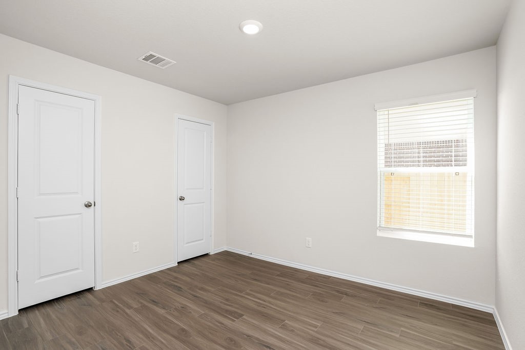 Photos may be representative of the floor plan and not the exact home. Finishes, layout, and features of the actual property for lease may vary.