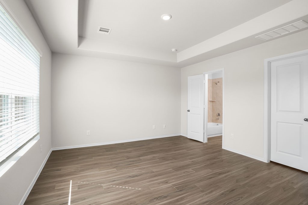 Photos may be representative of the floor plan and not the exact home. Finishes, layout, and features of the actual property for lease may vary.