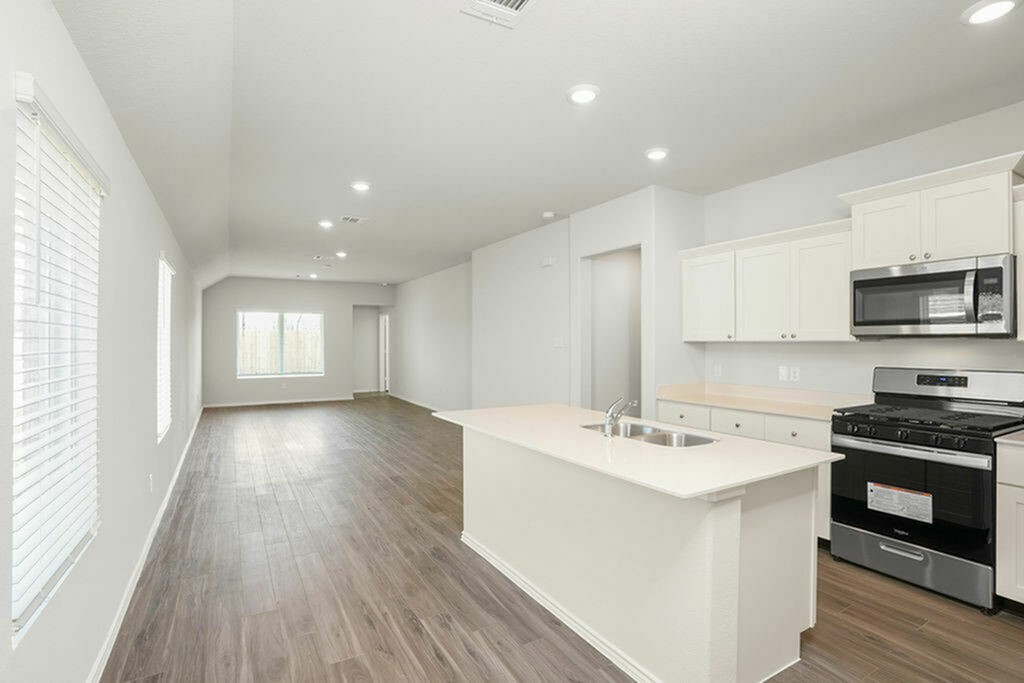Photos may be representative of the floor plan and not the exact home. Finishes, layout, and features of the actual property for lease may vary.