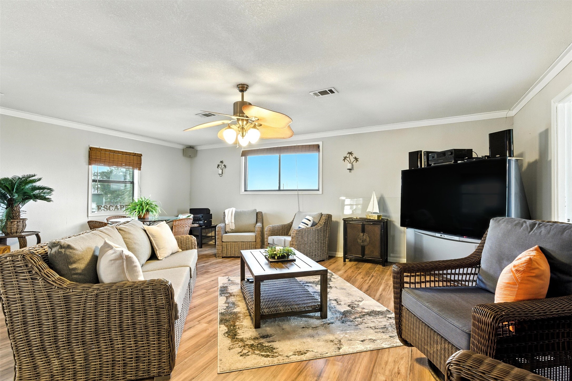 spacious family room with all furnishings included