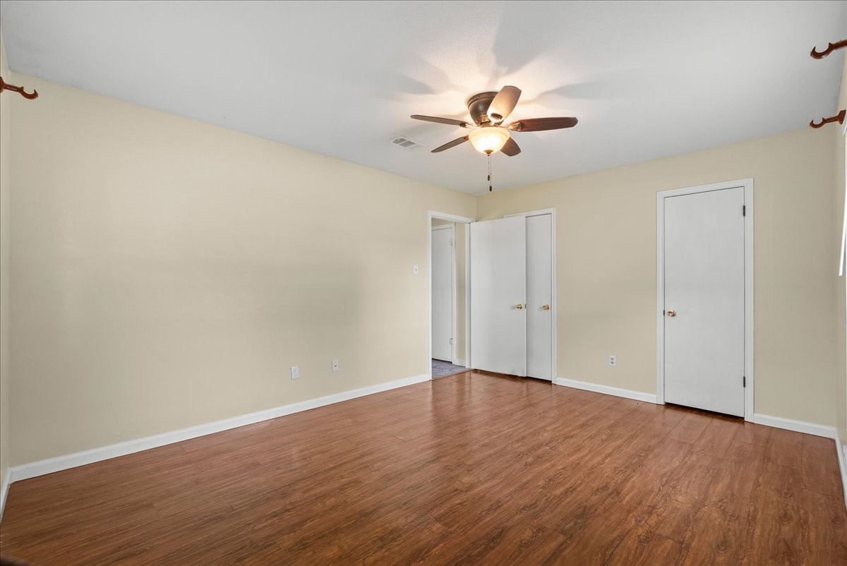 802 Riverside Drive, Alvin, TX 77511