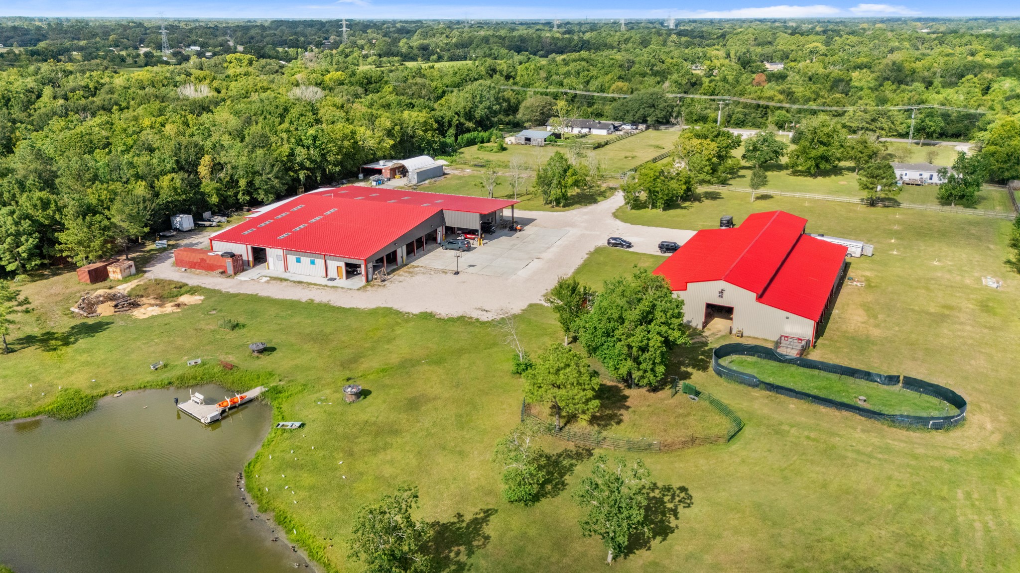 2576 County Road 144, Alvin, TX 77511 2576 County Road 144, Alvin, TX 77511