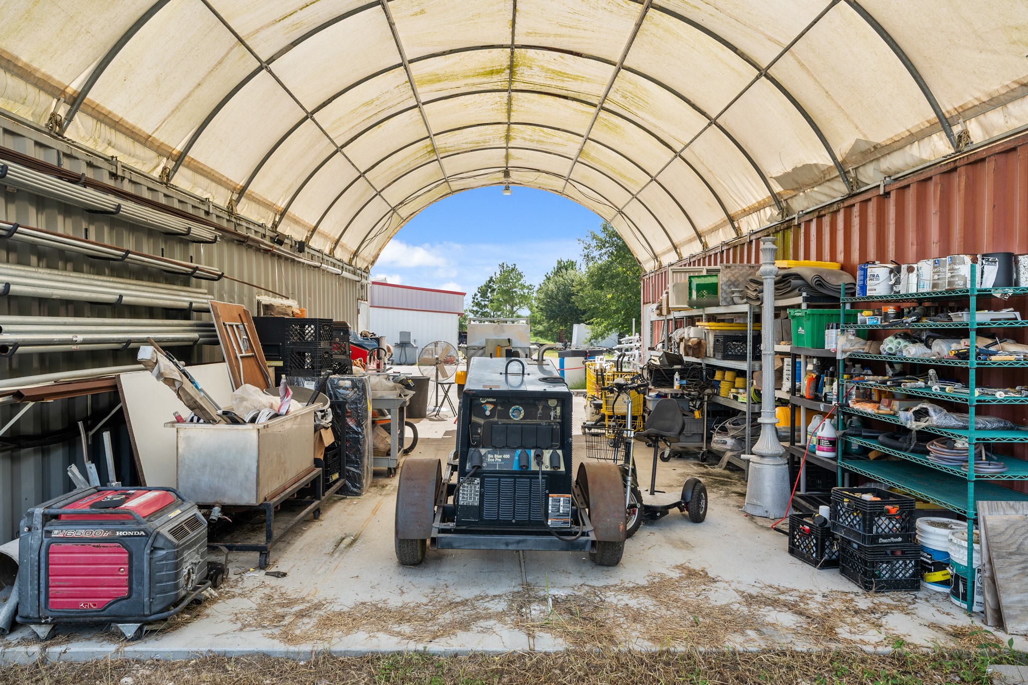 2576 County Road 144, Alvin, TX 77511