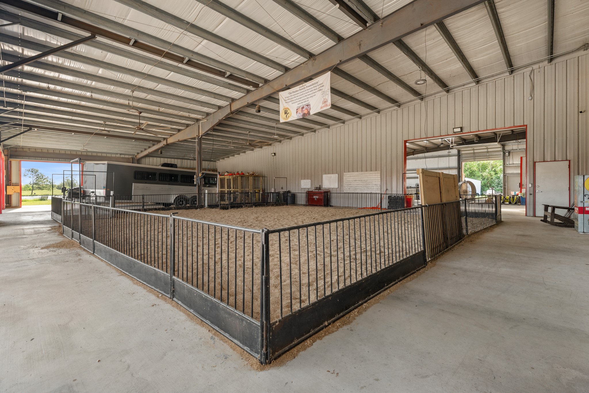 2576 County Road 144, Alvin, TX 77511