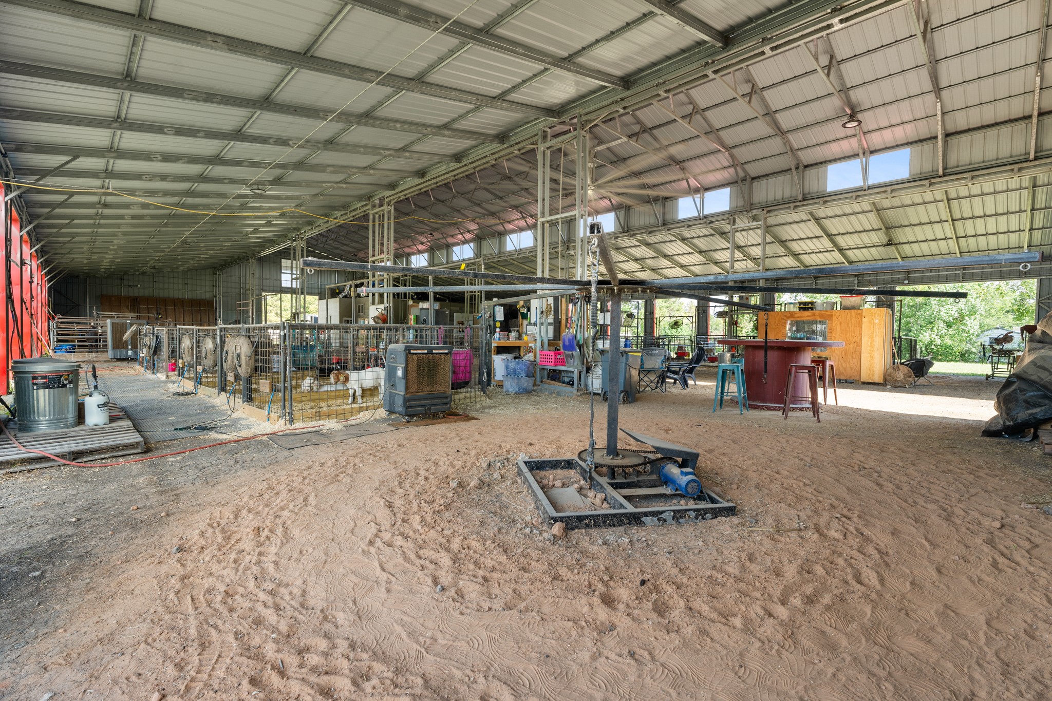 2576 County Road 144, Alvin, TX 77511