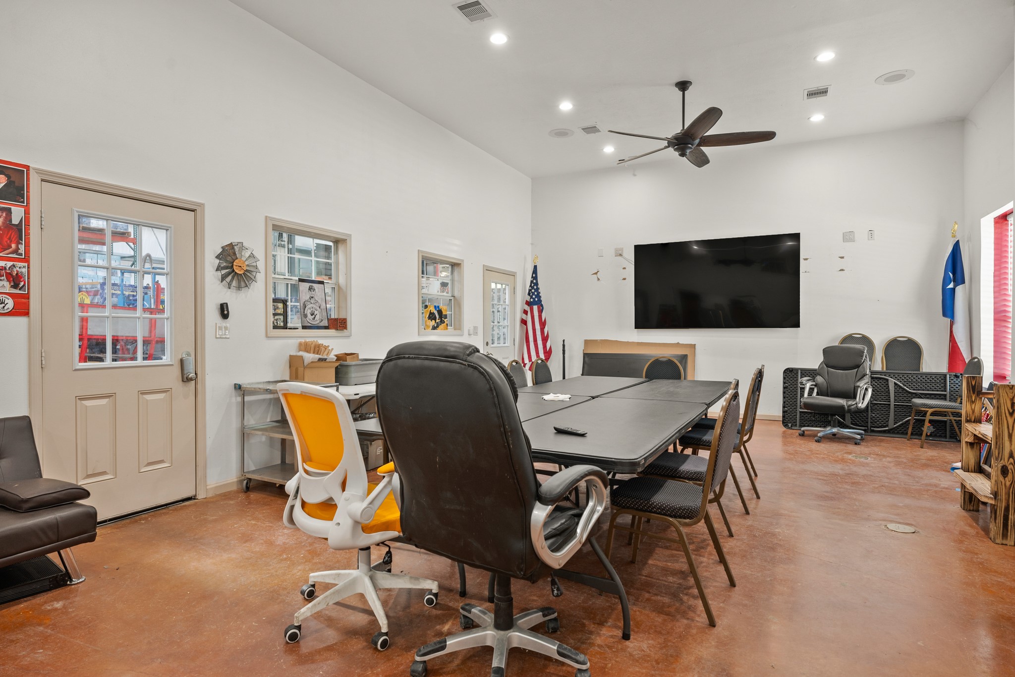 2576 County Road 144, Alvin, TX 77511