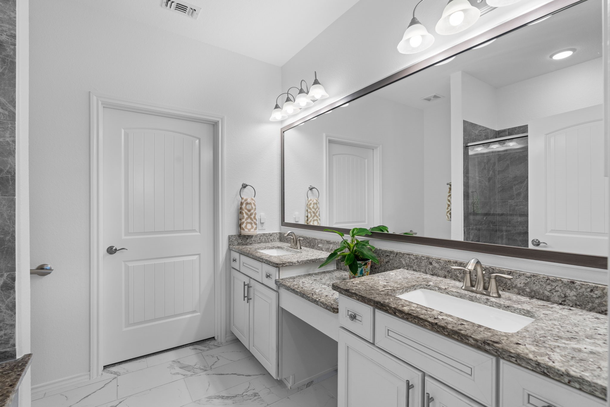 3323 Golden Eagle Way, Richmond, TX 77469