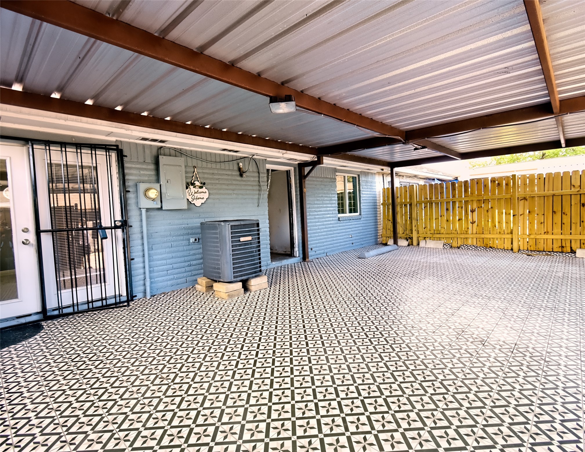 7325 Cook Road, Houston, TX 77072
