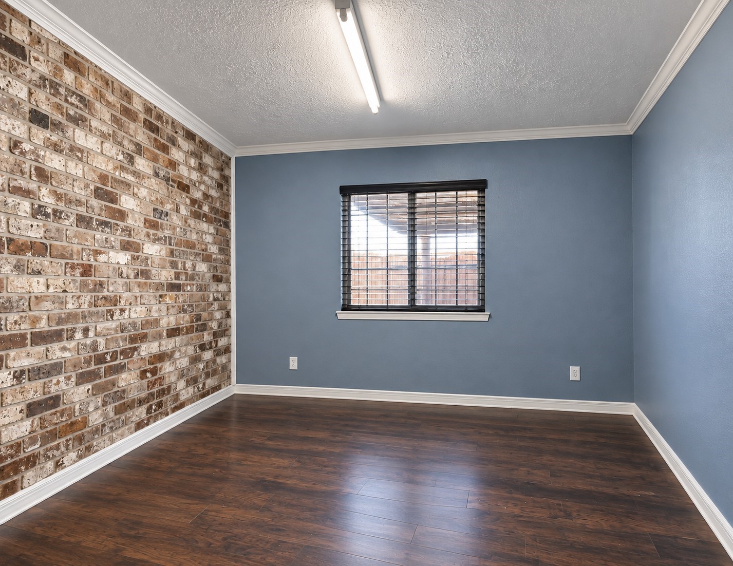 7325 Cook Road, Houston, TX 77072