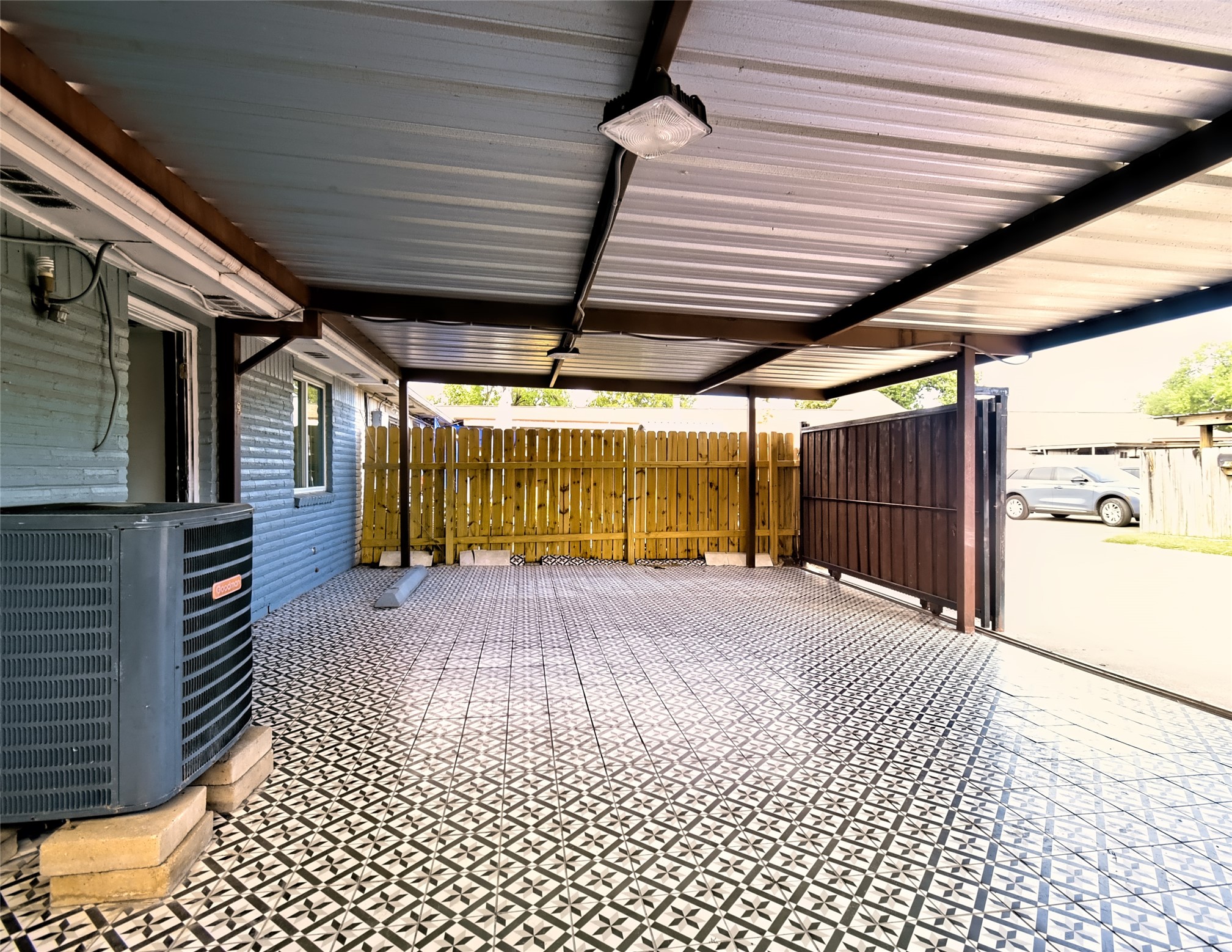 7325 Cook Road, Houston, TX 77072