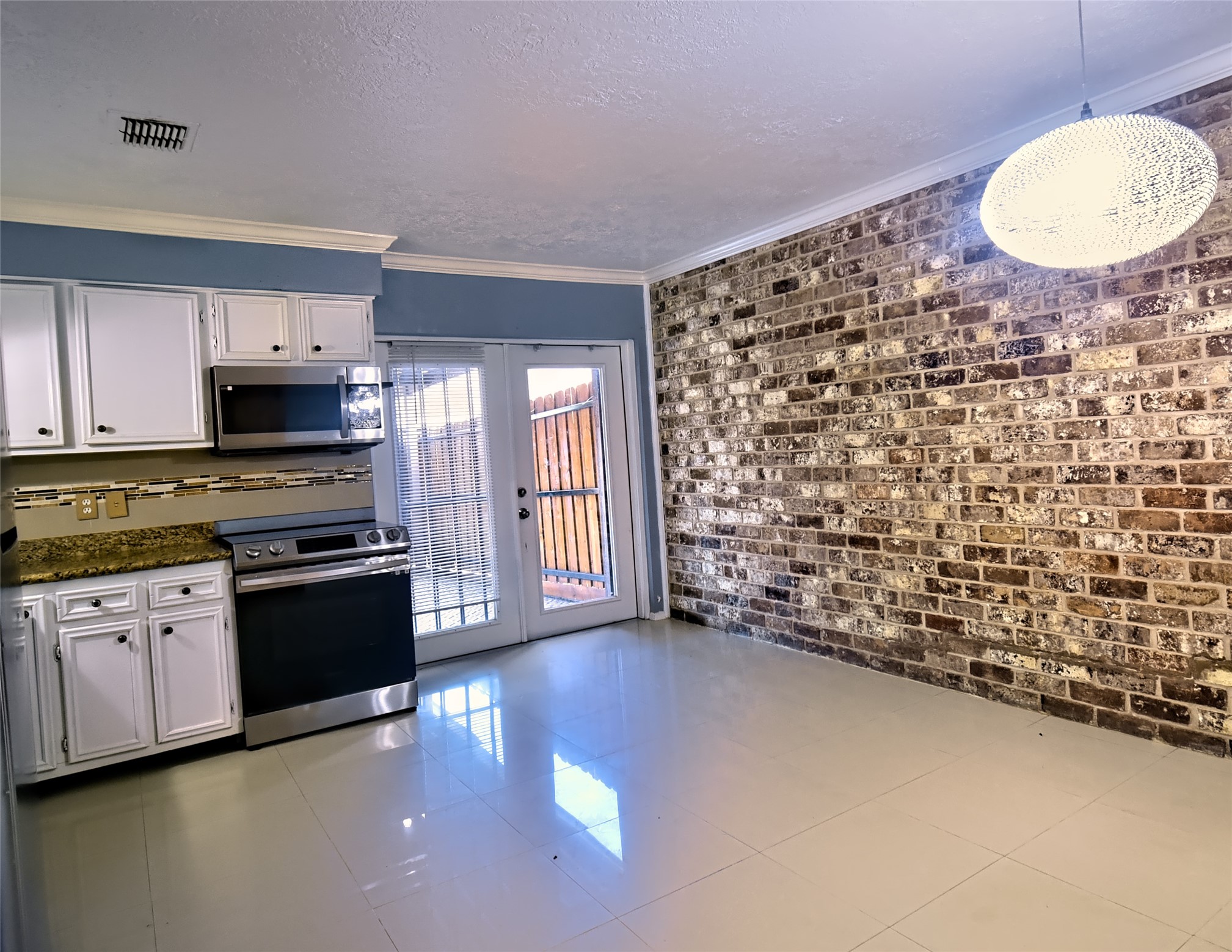 7325 Cook Road, Houston, TX 77072