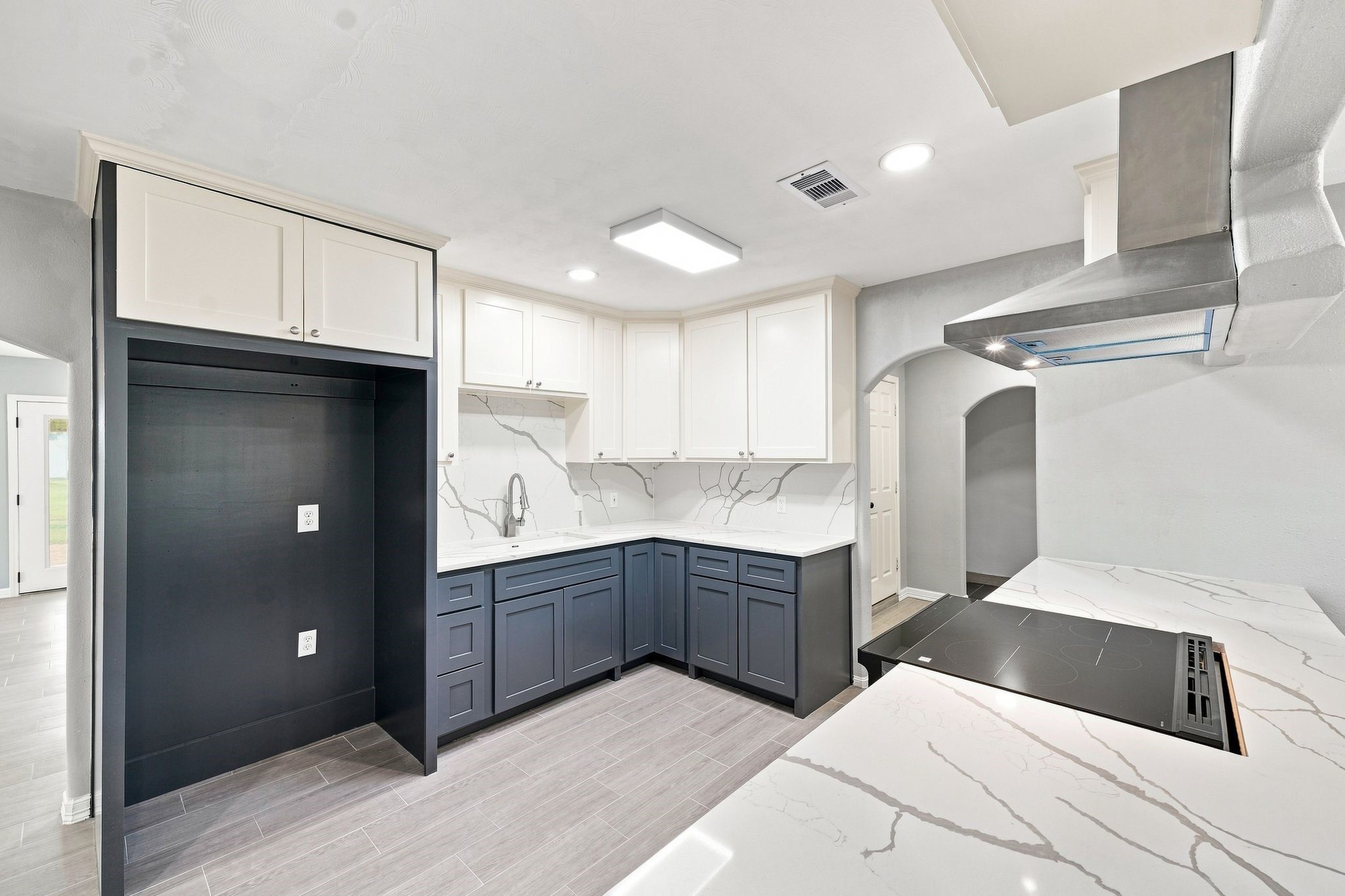 5930 County Road 396, Alvin, TX 77511