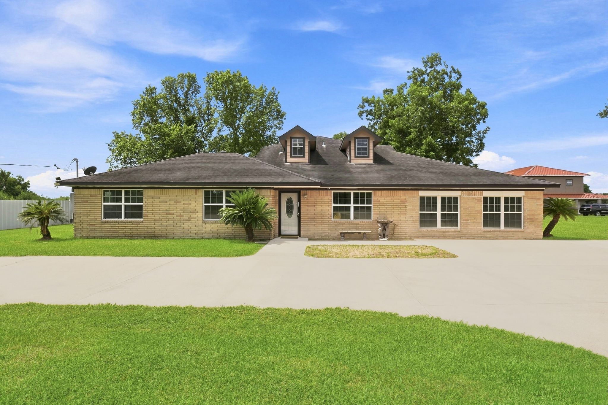 5930 County Road 396, Alvin, TX 77511
