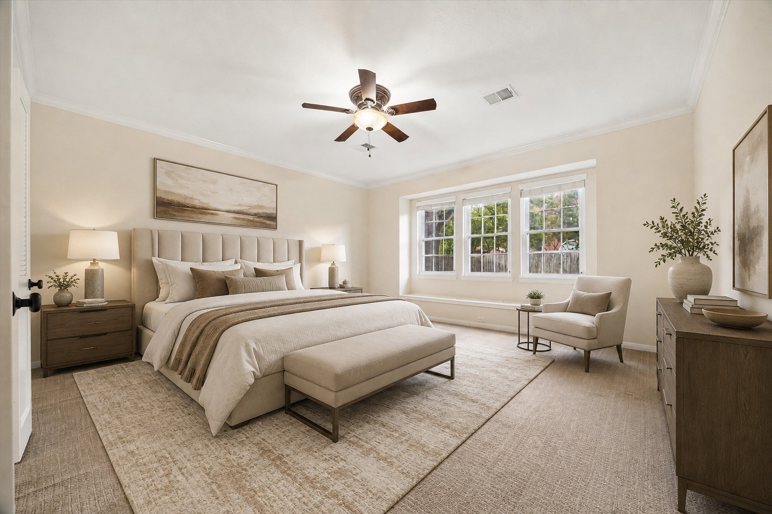 SPACIOUS PRIMARY SUITE WITH GENEROUS PROPORTIONS, LARGE WINDOWS, AND PLENTY OF ROOM FOR A COMFORTABLE SITTING AREA.
*Virtually Staged