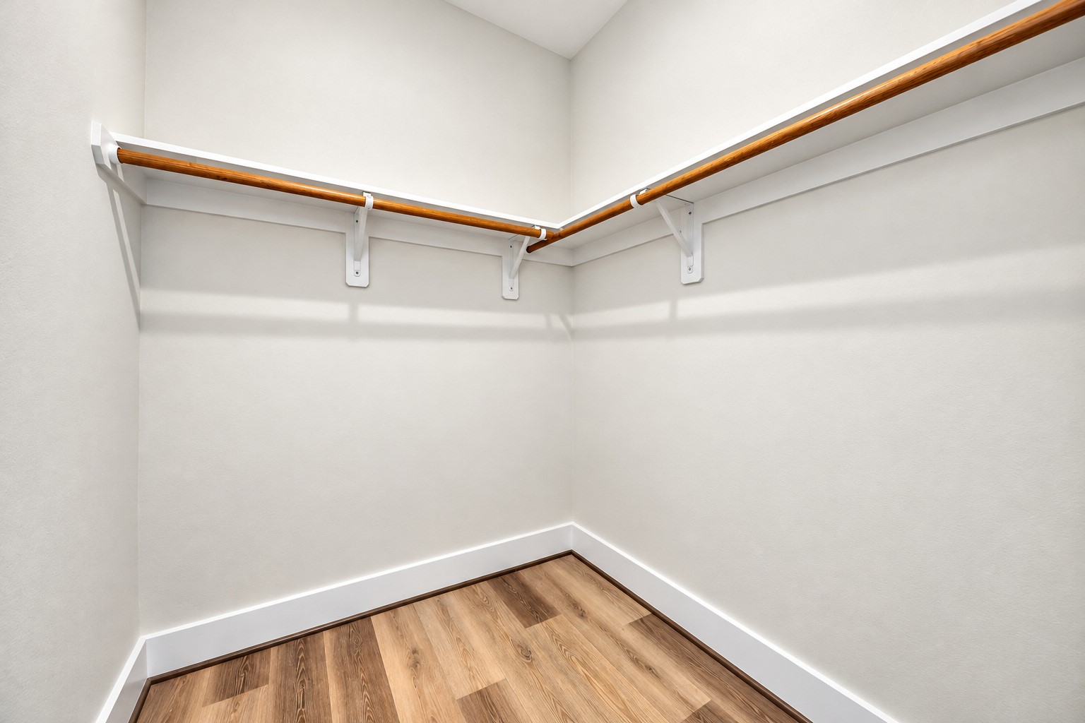 Walkin closet 1st floor Walkin closet 1st floor