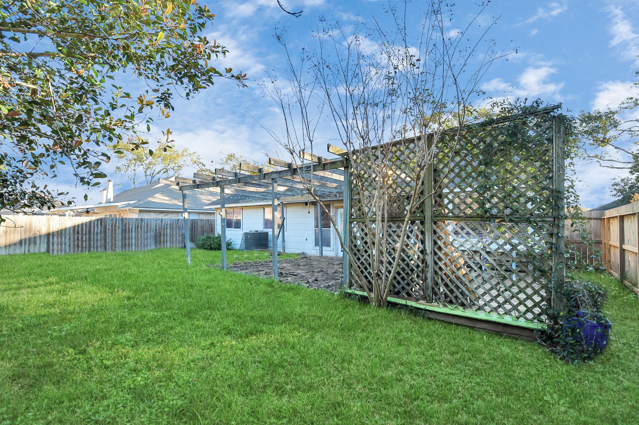 15015 Ringfield Drive, Houston, TX 77084