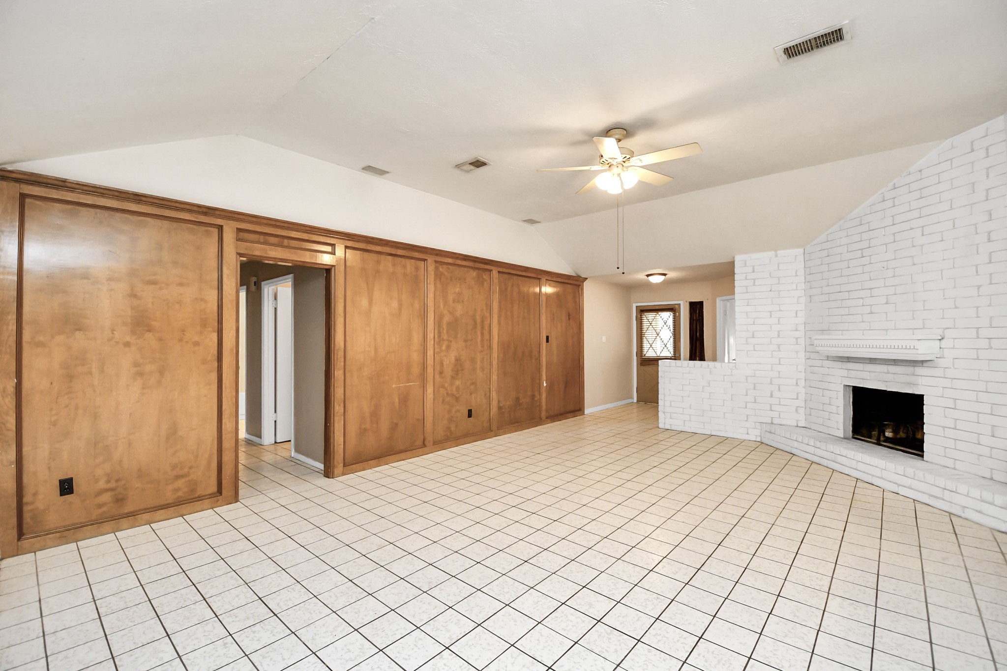 15015 Ringfield Drive, Houston, TX 77084