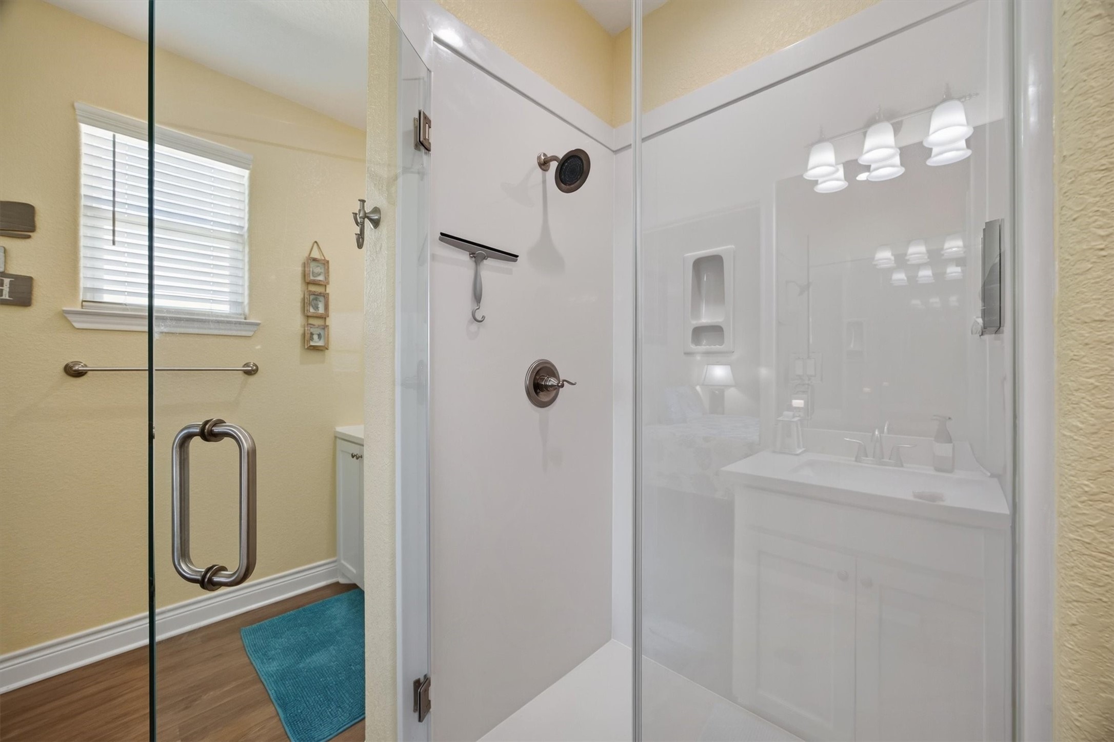 4022 Fort Bend Drive, Galveston, TX 77554