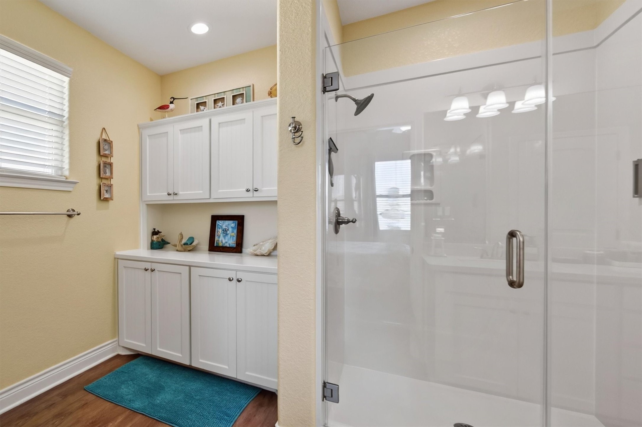 4022 Fort Bend Drive, Galveston, TX 77554