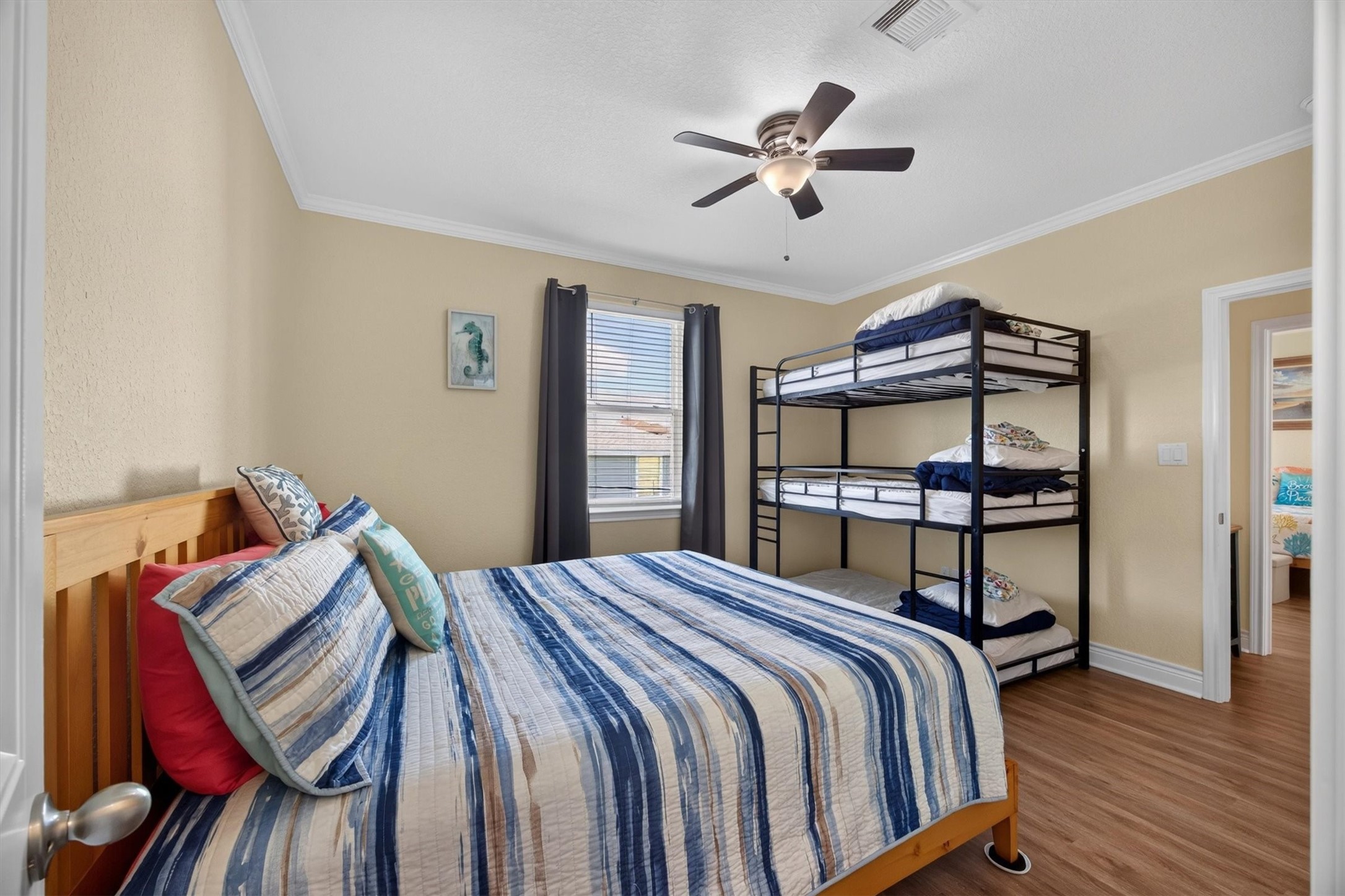 4022 Fort Bend Drive, Galveston, TX 77554