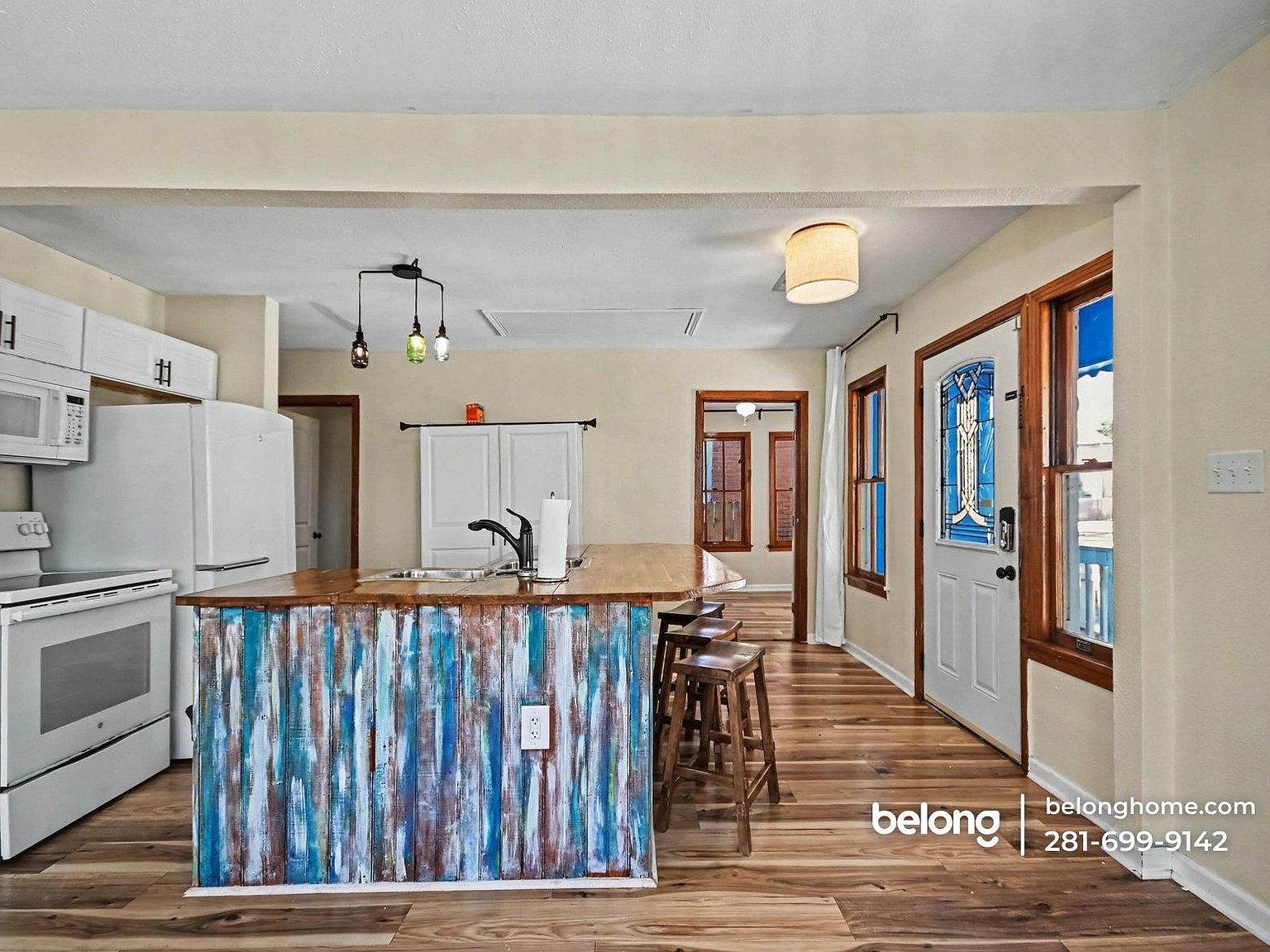 2907 Avenue M 1/2, Galveston, TX 77550 2907 Avenue M 1/2, Galveston, TX 77550